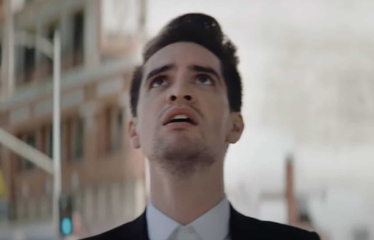 Brendon Urie annonce la dissolution de Panic! At The Disco : « Ça a été un sacré voyage… »