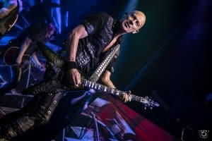 Le guitariste d&rsquo;Accept, Wolf Hoffmann, a testé d&rsquo;écrire des paroles avec l&rsquo;IA, et dit que le résultat était « follement bon »