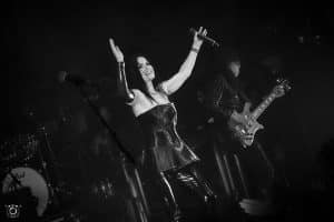 Tarja Turunen (ex-Nightwish) fête Noël avant l&rsquo;heure avec l&rsquo;annonce de son nouvel album, Dark Christmas