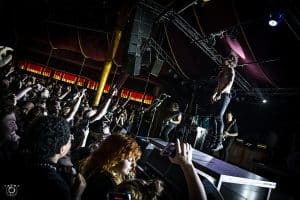 Le nouvel album de Beartooth, The Surface, connaît une bonne première semaine et bat le record personnel du groupe