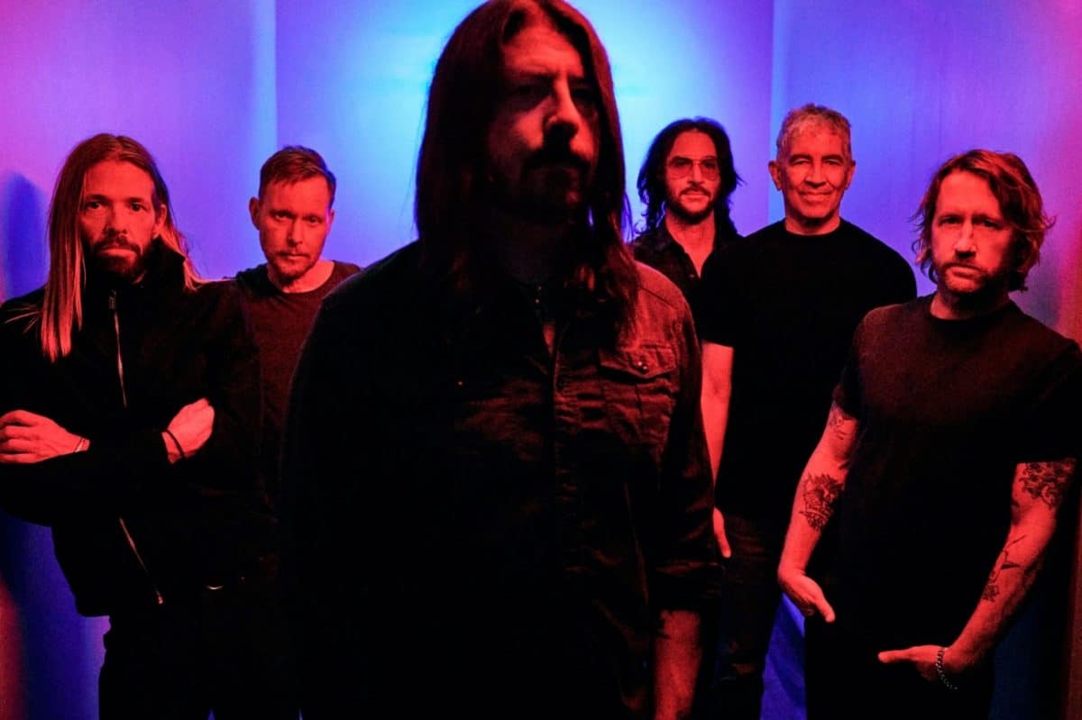 Nate Mendel des Foo Fighters se souvient de la soirée emblématique du 50e anniversaire de David Bowie
