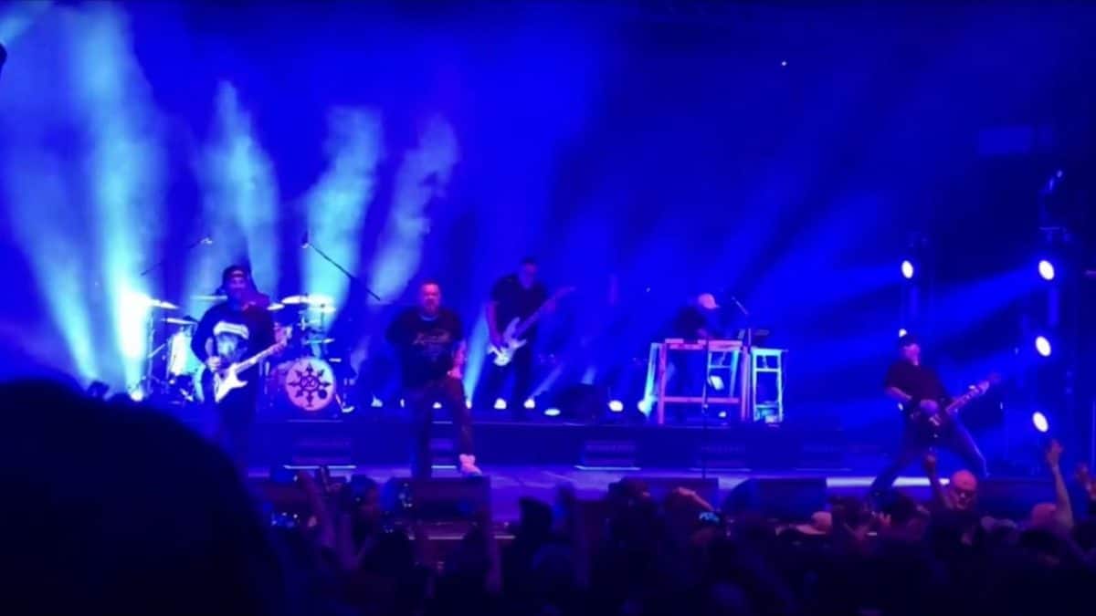 Regardez Chimaira donner son premier concert depuis 2017