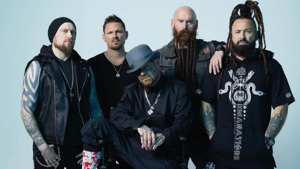 Five Finger Death Punch : un don de 200 000 $ pour deux associations chères au groupe