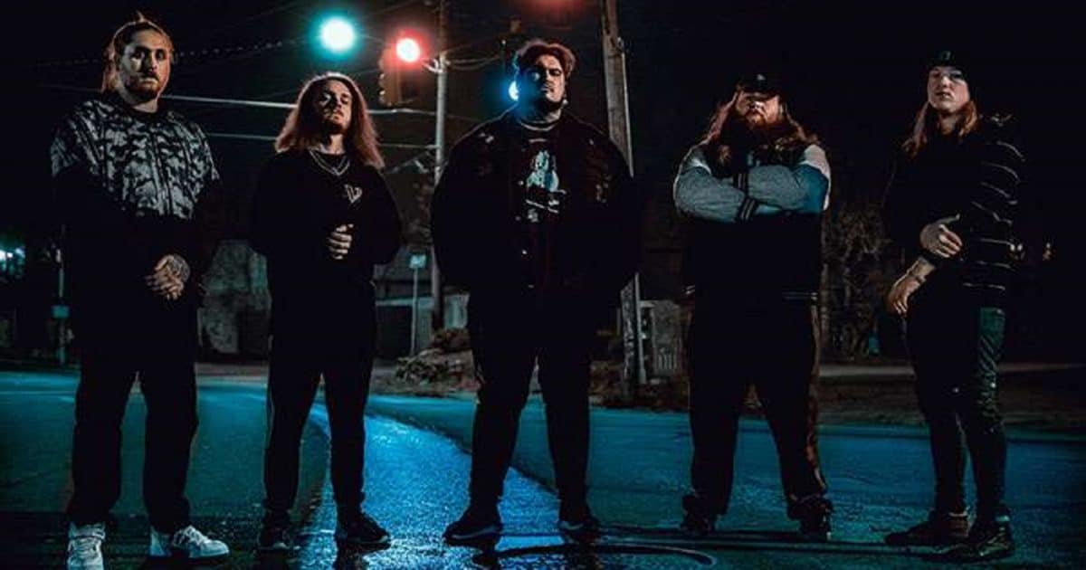 « Je vais rectifier mes erreurs et m’assurer que cela ne se reproduise plus » : Taylor Barber (Left To Suffer) s’excuse après des accusations de fans concernant des cours de chant non honorés