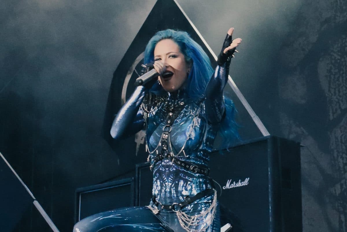 Arch Enemy partage la vidéo de la chanson éponyme de son prochain album : Blood Dynasty