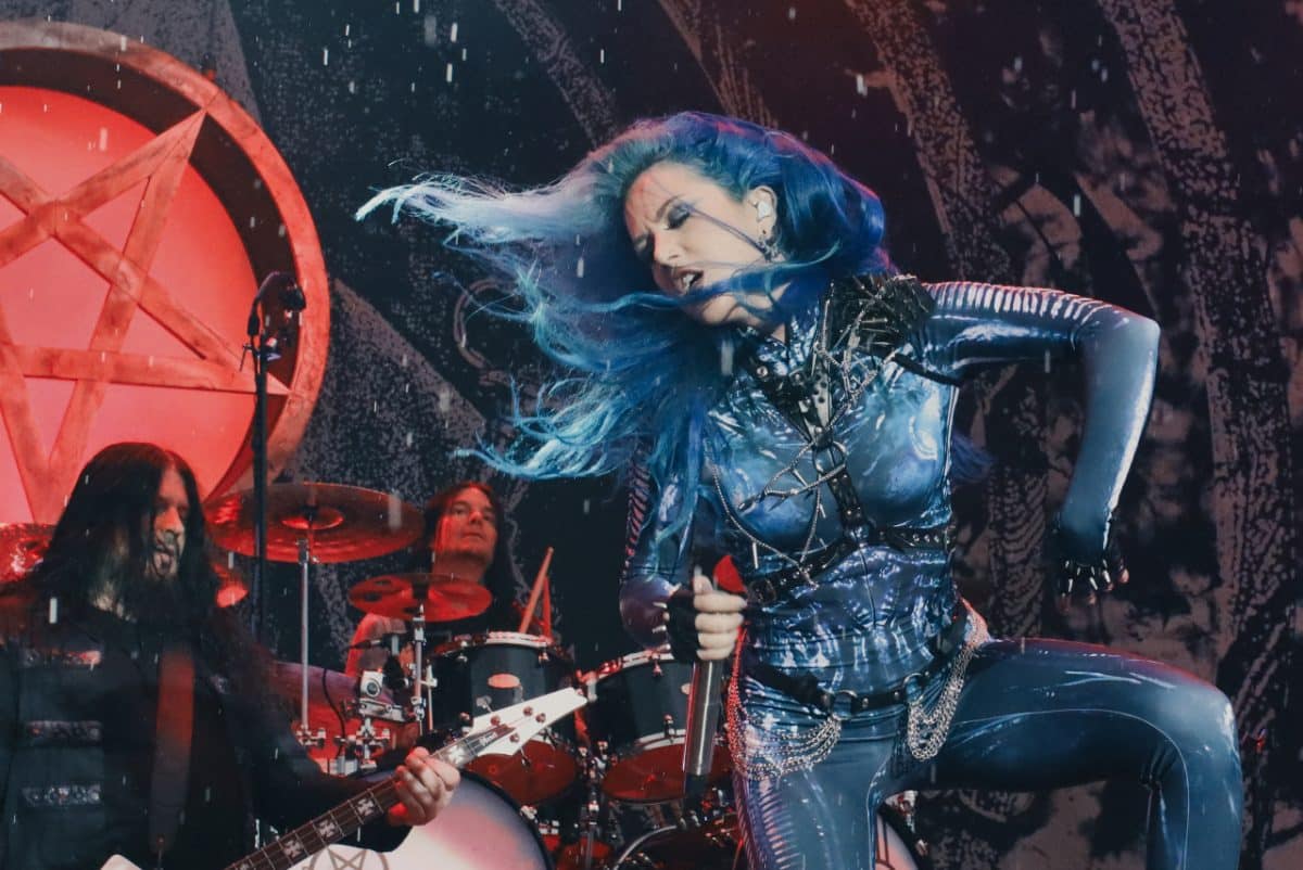 « C&rsquo;est tout ce que vous attendez de nous, et plus encore ! » ; Blood Dynasty d&rsquo;Arch Enemy sortira en mars 2025