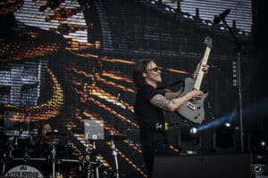 Alter Bridge dévoile Scales Are Falling, un morceau contrasté avant son nouvel album