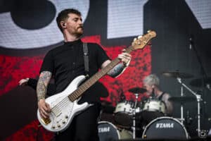 « Nous ne sommes pas en froid avec lui » ; Le bassiste d&rsquo;Asking Alexandria s&rsquo;exprime sur le départ de Ben Bruce