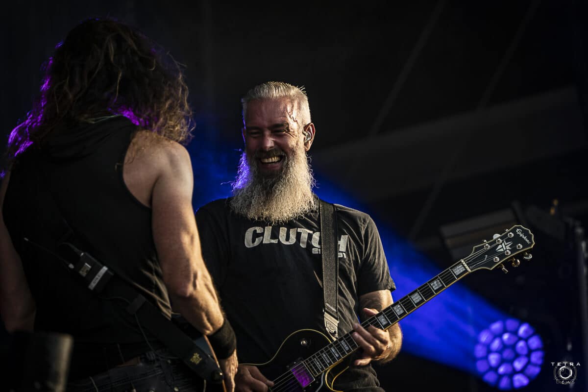 In Flames publie une vidéo cryptique avec des coordonnées : vers un événement surprise en mer ?