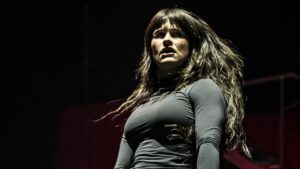 Courtney LaPlante de Spiritbox dit qu&rsquo;elle n&rsquo;a jamais ressenti autant de pression qu&rsquo;aujourd&rsquo;hui : « Maintenant, les enjeux sont plus importants »