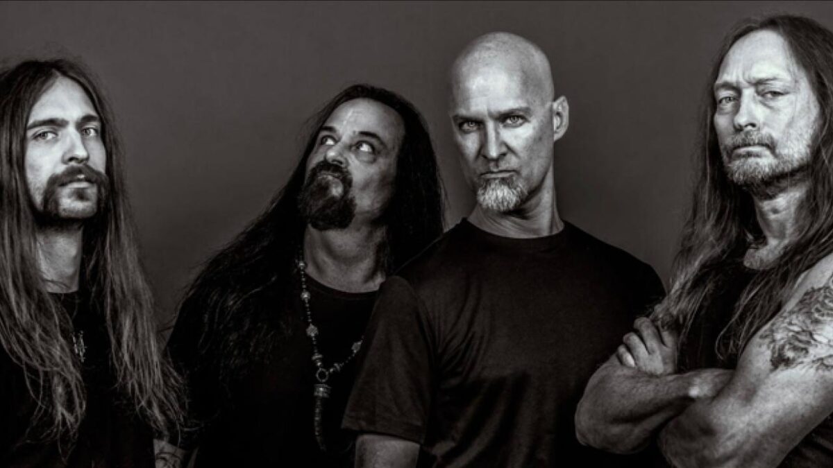 « L&rsquo;art est censé vous faire réfléchir » ; Glen Benton de Deicide défend la pochette controversée de Banished By Sin (réalisée avec une IA)