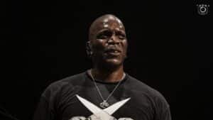 Le chanteur de Sepultura estime que « les salles de concert se montrent extrêmement cupides » : « C&rsquo;est totalement aberrant »