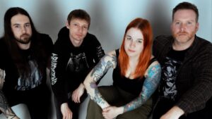 Svalbard tease un nouveau single imminent, Faking It