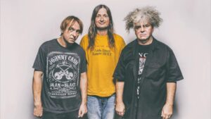 Le batteur des Melvins, Dale Crover, doit subir une opération d&rsquo;urgence de la colonne vertébrale