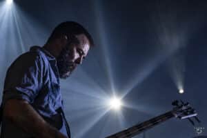 Le bassiste de Russian Circles : « Nous avons joué au Bataclan il y a quelques années. Le fait d&rsquo;aller là-bas et de voir où tout cela s&rsquo;est passé nous a beaucoup touchés »
