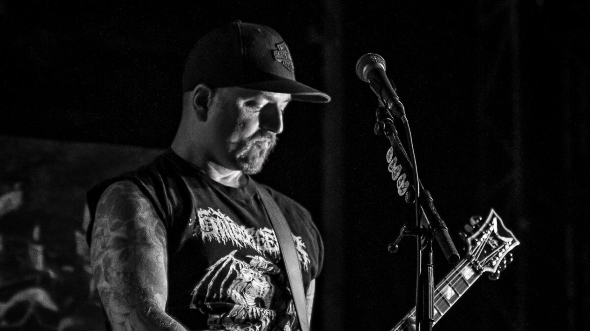 « Je vais me faire opérer le 4 août » : Wayne Lozinak (Hatebreed) donne des nouvelles rassurantes
