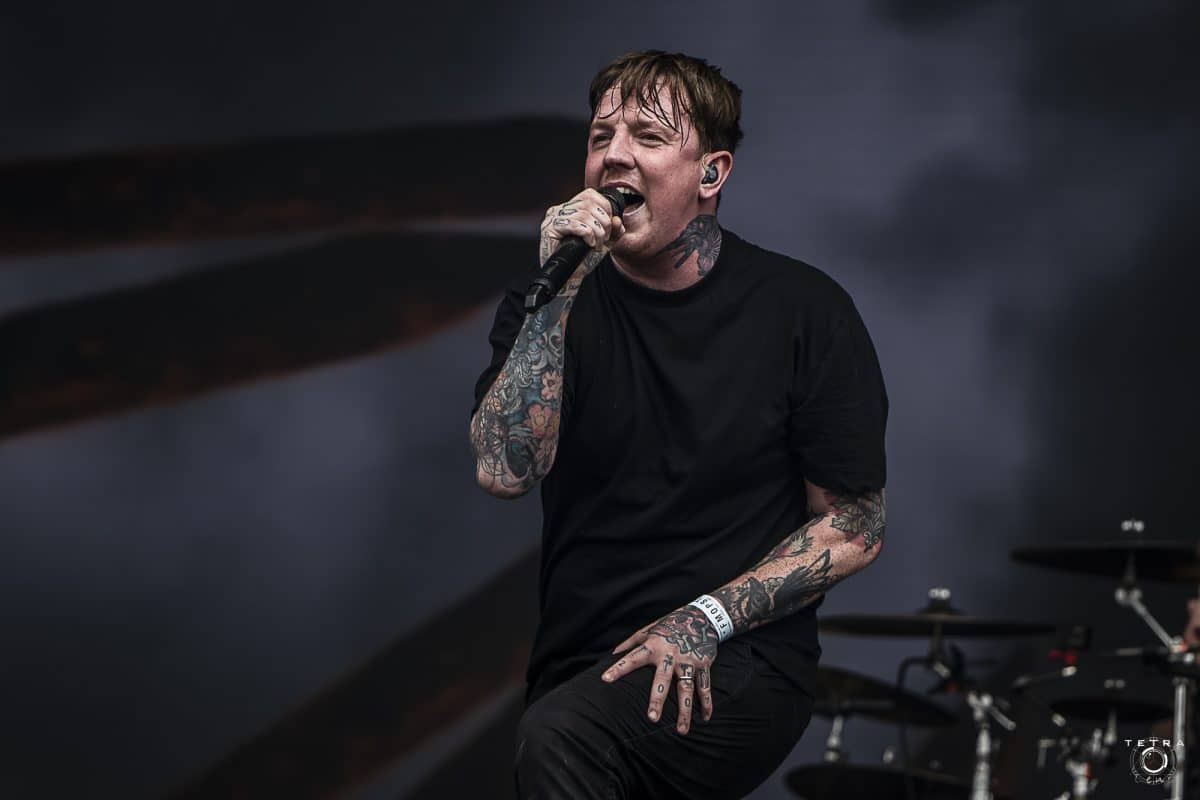 « C&rsquo;est l&rsquo;une des chansons les plus mélodiques de notre nouvel album » : Bleed From Within dévoile A Hope In Hell (extrait de Zenith)