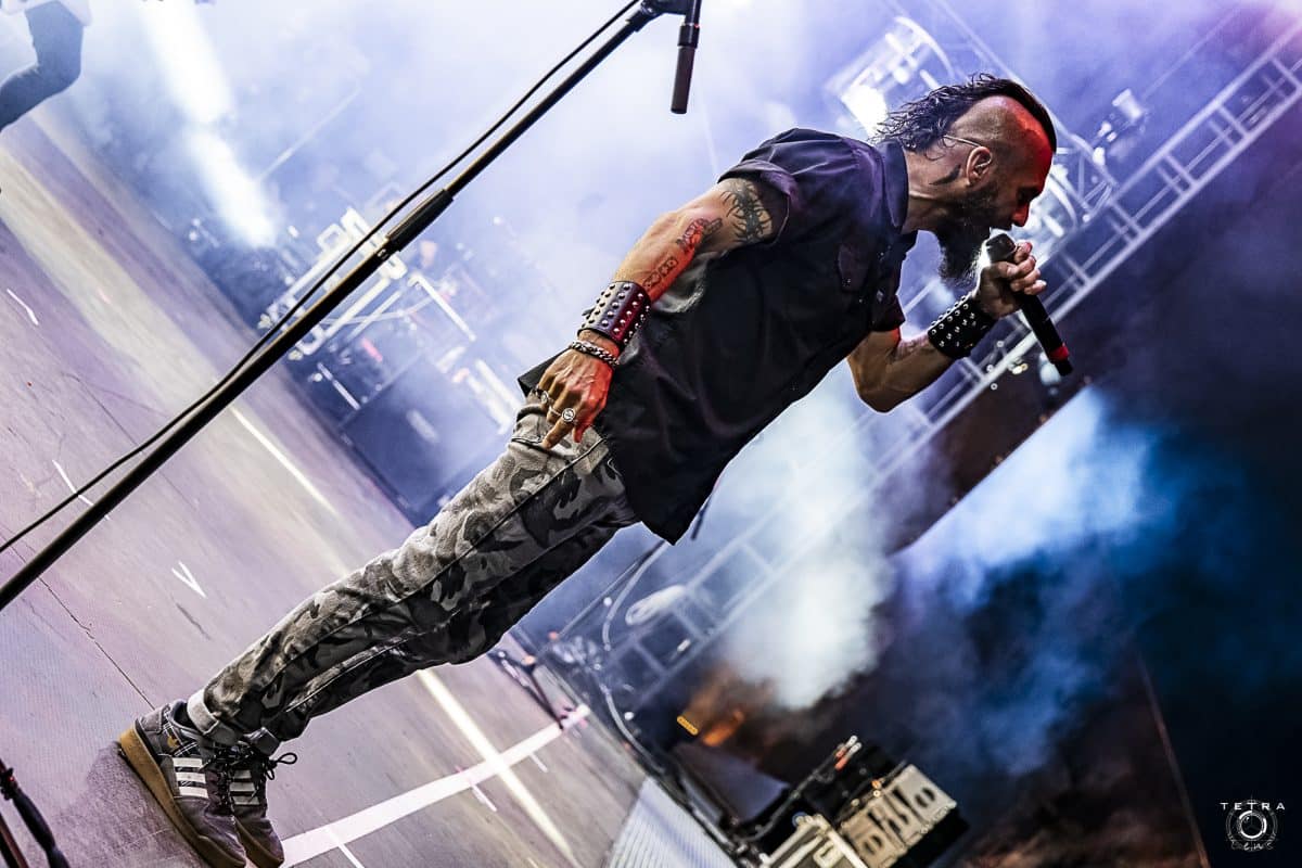 « À l’époque, j’étais un gamin très anxieux et peu sûr de lui… » : Jesse Leach explique pourquoi il a quitté Killswitch Engage en 2002