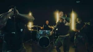 Austrian Death Machine (avec Tim Lambesis) est de retour avec une nouvelle chanson, No Pain No Gain