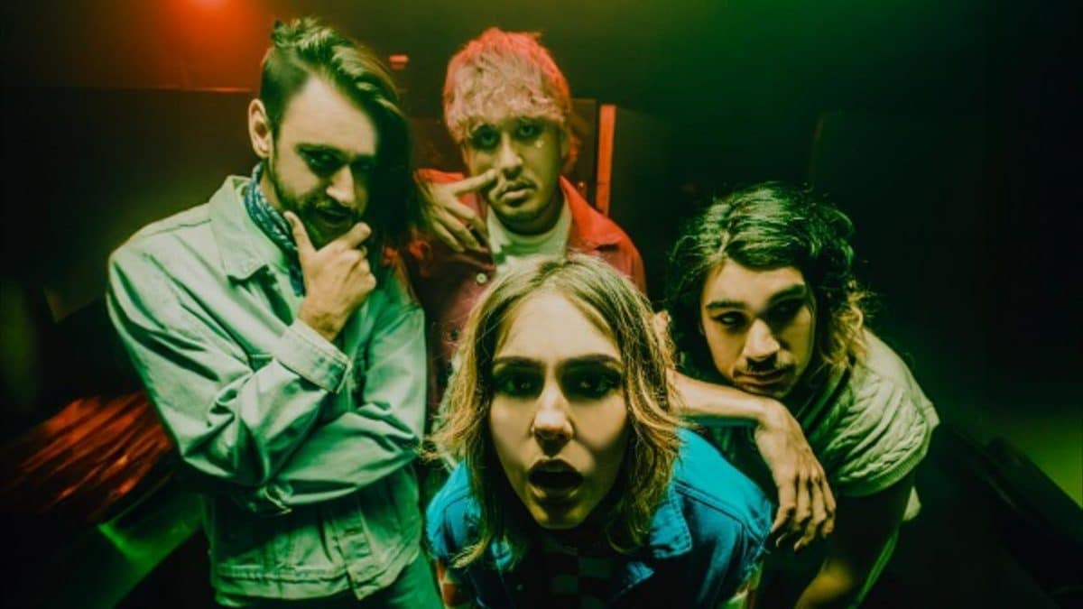 Stand Atlantic dévoile la ballade émotionnelle LOVE U ANYWAY avant la sortie de son nouvel album