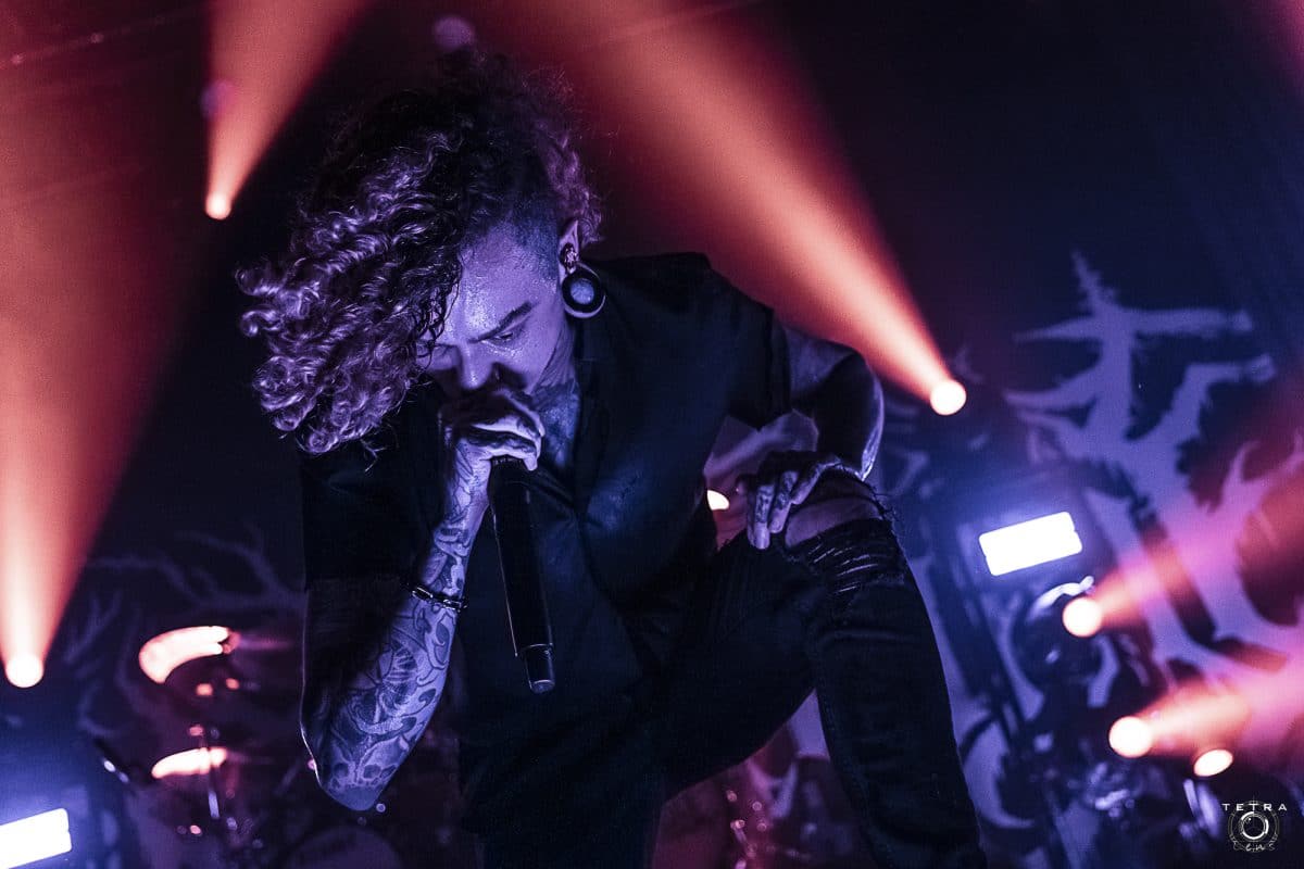 Will Ramos (Lorna Shore) chante Unbreakable sans filet de sécurité, en une seule prise
