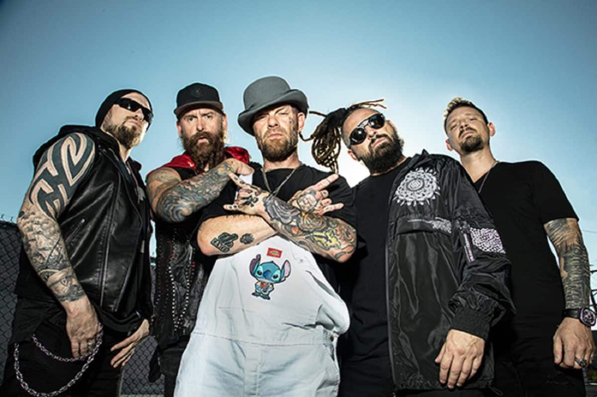 Le nouvel album de Five Finger Death Punch est terminé : “Le metal a besoin de groupes comme nous“