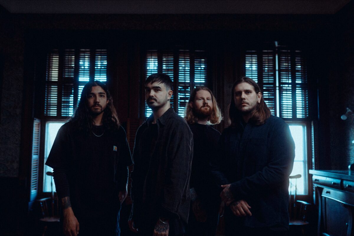 Like Moths To Flames dévoile Kintsugi, extrait de son prochain album