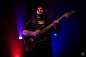 “Votre groupe ne vous fera probablement pas gagner d’argent” : Misha Mansoor (Periphery) juge les tournées de plus en plus intenables
