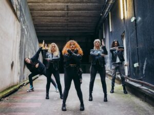 Furies sort un nouveau single, Stars Of Burning Lands