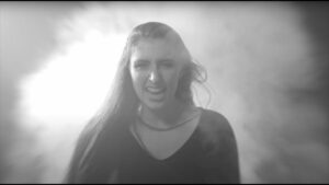 Unleash The Archers lance un single très accrocheur, Seeking Vengeance, en prévision de la sortie de son nouvel album