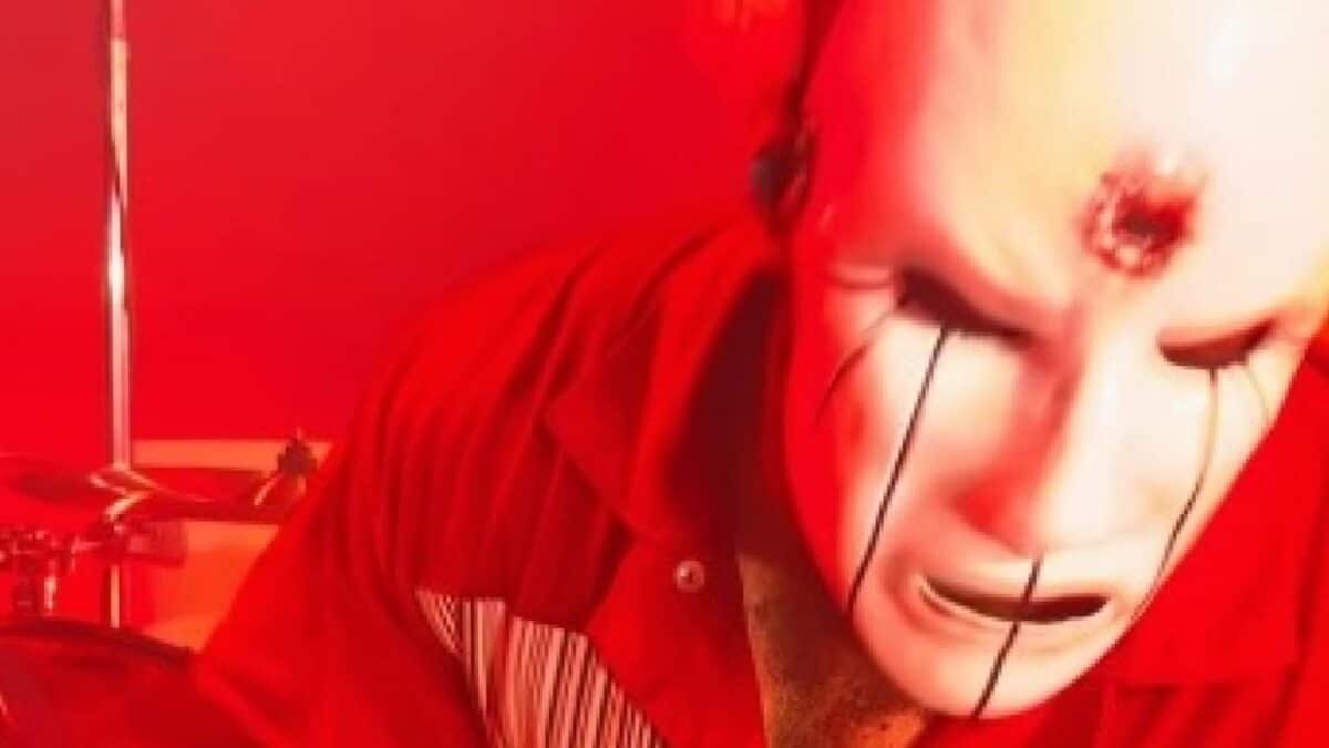 Regardez Eloy Casagrande de Slipknot jouer furieusement Disasterpiece en concert !