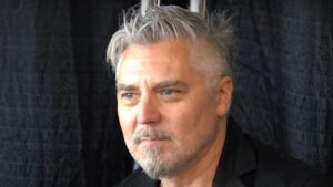 « Nous avons passé un an à écrire cinq chansons… » ; Paul D&rsquo;Amour évoque son départ de Tool et son parcours au sein de Ministry