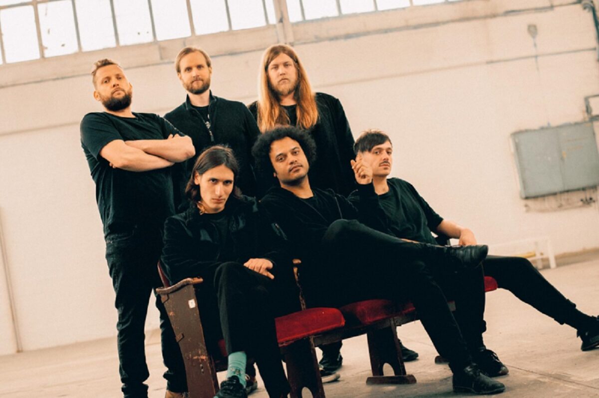 Zeal & Ardor présente le nouveau single Clawing Out, avant la sortie de son album et sa tournée