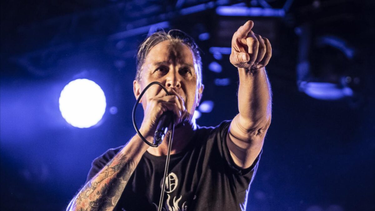 « Il n’y aura jamais un autre Lou Koller » : Machine Head, Biohazard et Rise Against rendent hommage à la légende de Sick Of It All