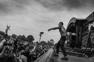 « Ce mec est le seul que j’ai vu sonner mieux en live » : Slaughter To Prevail dévoile sa performance au Warped Tour 2025