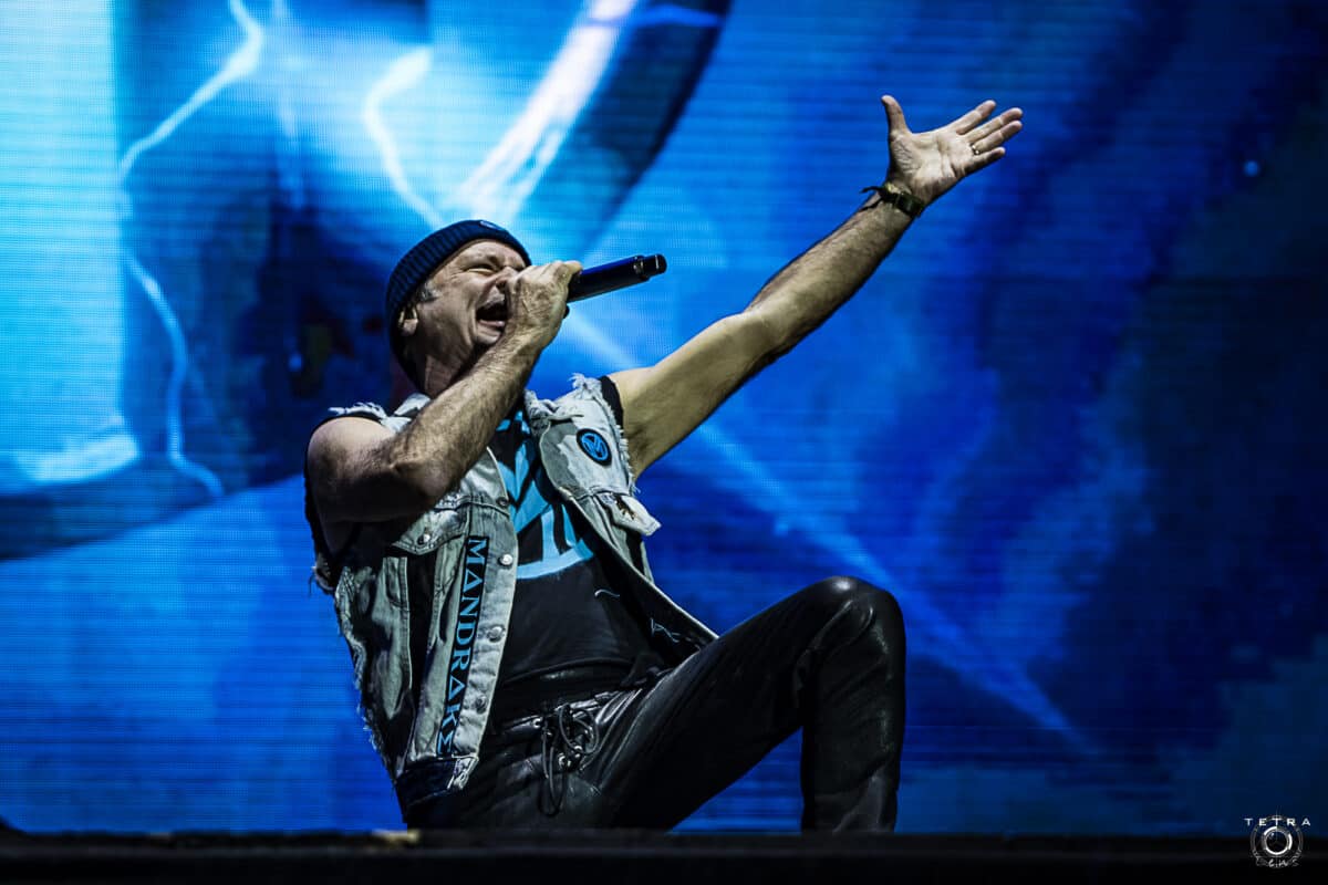 Bruce Dickinson ne s’arrête plus : 18 démos enregistrées pour un nouvel album prévu en 2026