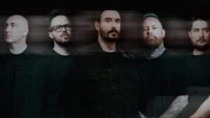 Après Awaken, Breaking Benjamin passe à la vitesse supérieure avec Something Wicked !