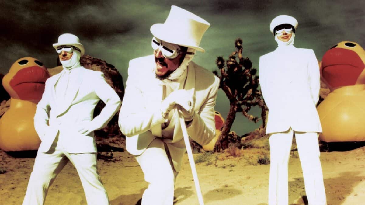 Le batteur de Primus, Tim Alexander, quitte le groupe : « un choc total » pour les membres