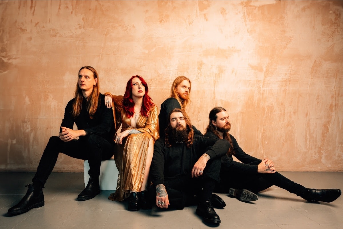 Employed To Serve annonce l&rsquo;album Fallen Star et publie le single Atonement avec Will Ramos
