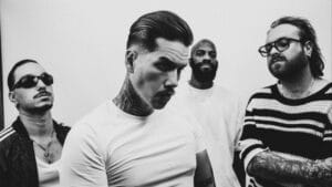 « La suite arrive bientôt ! » : As They Burn entame un nouveau chapitre avec le chanteur Zek Eladio