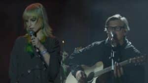 Hayley Williams et Ken Andrews reprennent Failure et Björk pour une bonne cause
