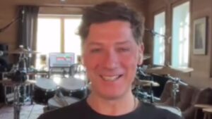 Christoph Schneider (Rammstein) : « Trouvez votre style, pas besoin d’être le meilleur »