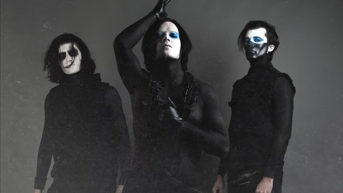 Avec Shadow So Withdrawn, Heartlay poursuit son ascension et explore les abysses du metal contemporain