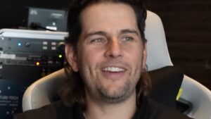 « Je me fiche complètement de l’avis des gens » : M. Shadows défend l’approche artistique radicale d’Avenged Sevenfold