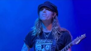 Surprise, Mastodon recrute Nick Johnston pour sa tournée