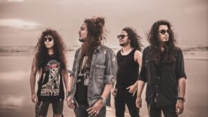 « Vous êtes incroyables » : Un groupe de hard rock/heavy metal indien fait sensation avec une reprise musclée d’Adele
