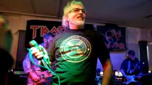 « Une figure de l’âge d’or du metal » : Paul Mario Day, premier chanteur d’Iron Maiden, est mort à 69 ans