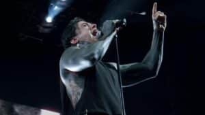 « Il a admis avoir eu une relation avec une mineure » : Ronnie Radke justifie le renvoi de Max Georgiev – Le guitariste nie les faits