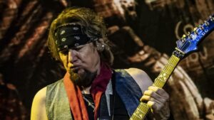 Iron Maiden : Adrian Smith réagit aux 50 ans du groupe, “le temps a filé à une vitesse folle”