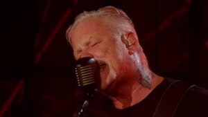 Metallica ressort l’artillerie lourde : regardez Creeping Death et King Nothing lors de son premier concert de 2026